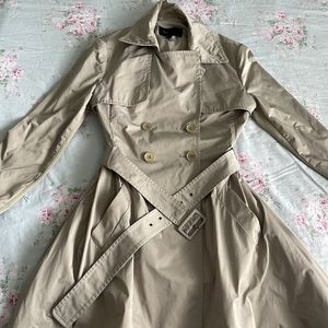 BCBG Maxazria rain coat size M